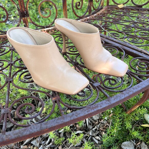 Studio Amelia - Leather Mules - Tan - Size 5 - Euro Size 36 - Made in Spain - Picture 2 of 14
